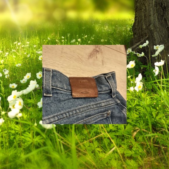 Vintage Lee High-Waisted Shorts Mom Jeans - Picture 3 of 3